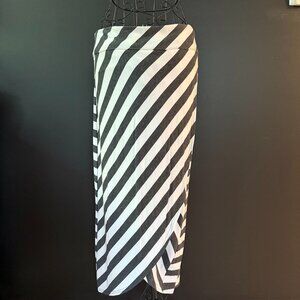 Athleta Charcoal and White Stripped Maxi Skirt